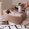 Afbeelding in Gallery-weergave laden, CosmetiBAG™ – Make-up Tas | Draagbaar - Voor Persoonlijke Spullen - Praktisch - Waterdicht | 100% Vegan Leer