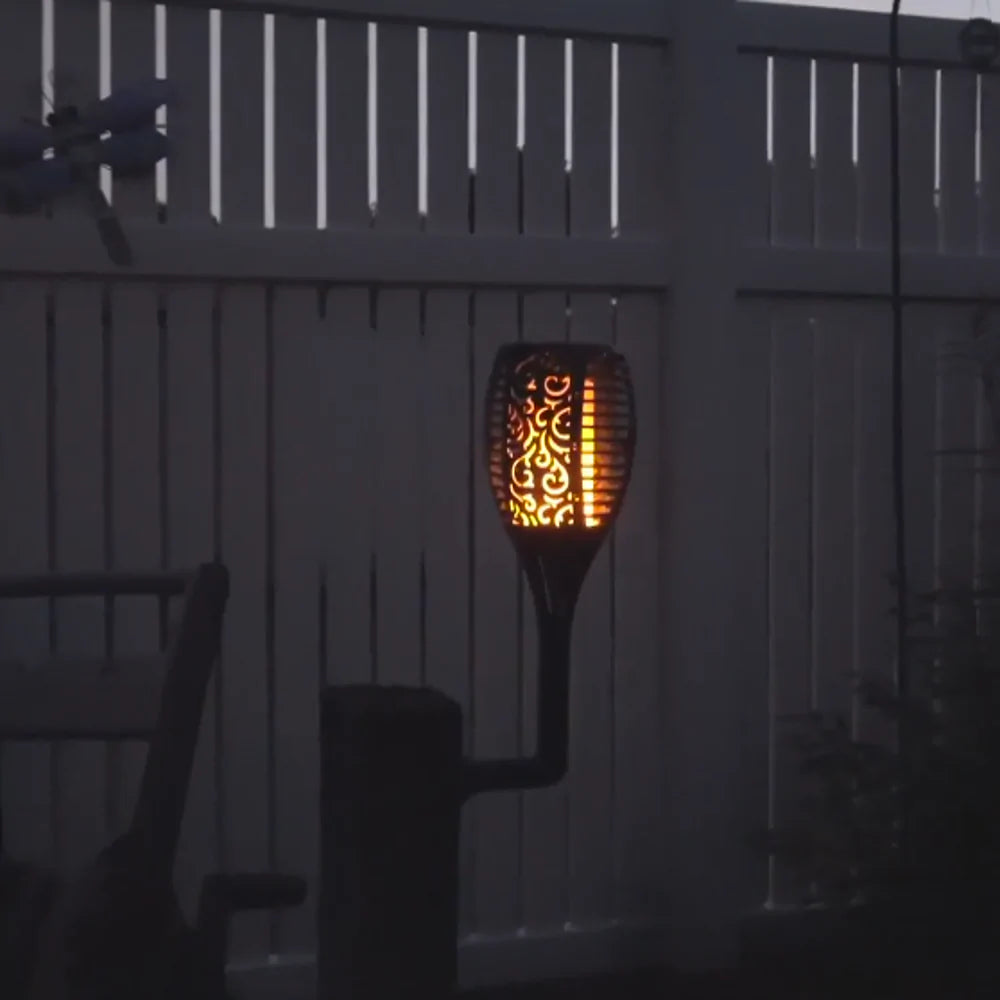 SolarGarden™ - 33 LED Tuinfakkels | Werkt op Zonne-energie - Sfeervolle Tuinverlichting - Voor Buiten - Waterproof