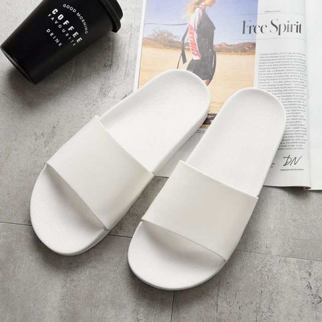 Zomerse slippers voor hem en haar | Ga comfortabel én stijlvol de zomer in! ☀️